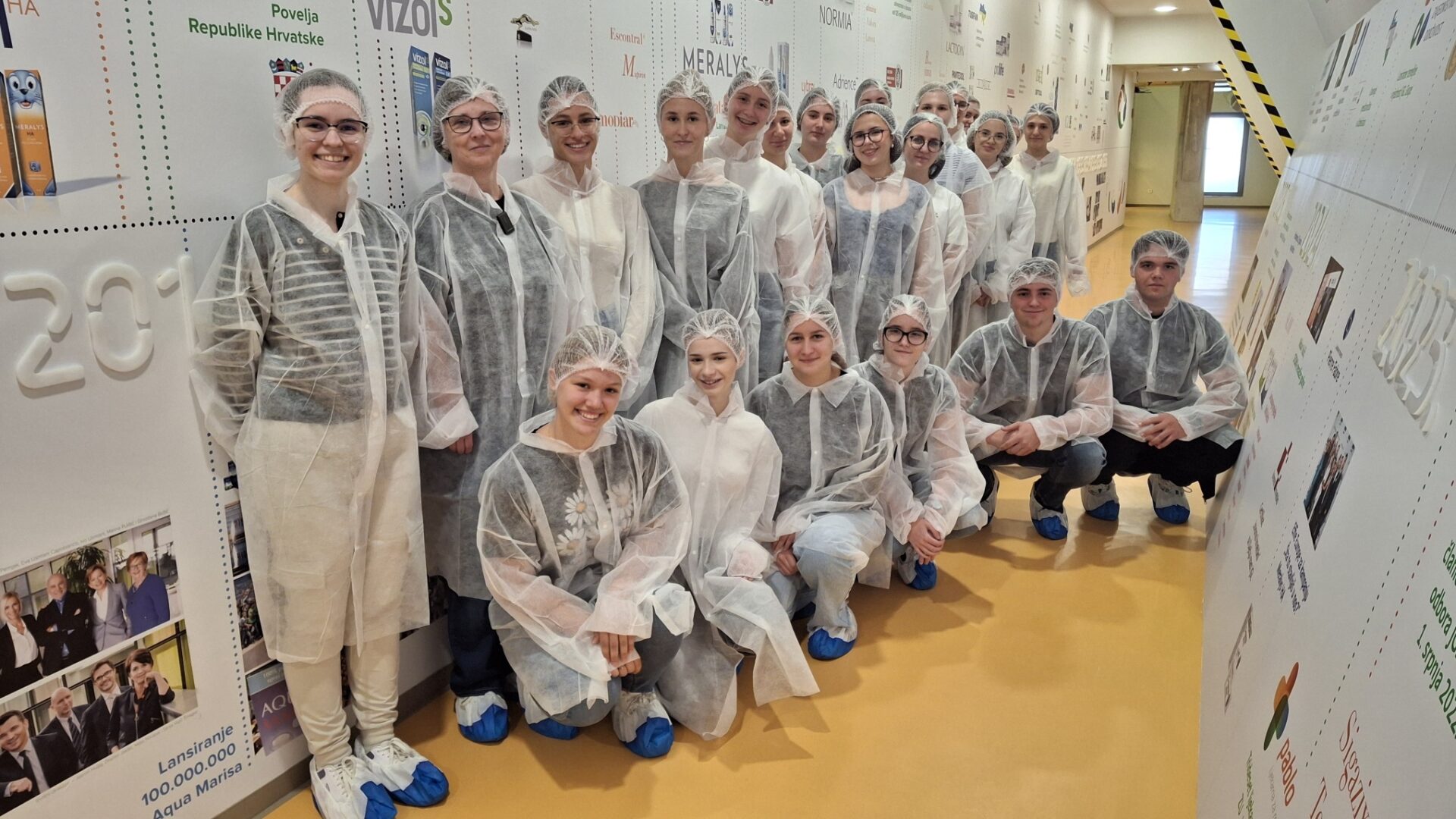 Posjeta Medicinske srednje škole, 4. razred, smjer farmaceutski tehničar 15_10_25