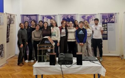 Putujuća izložba Anne Frank- povijest za sadašnjost