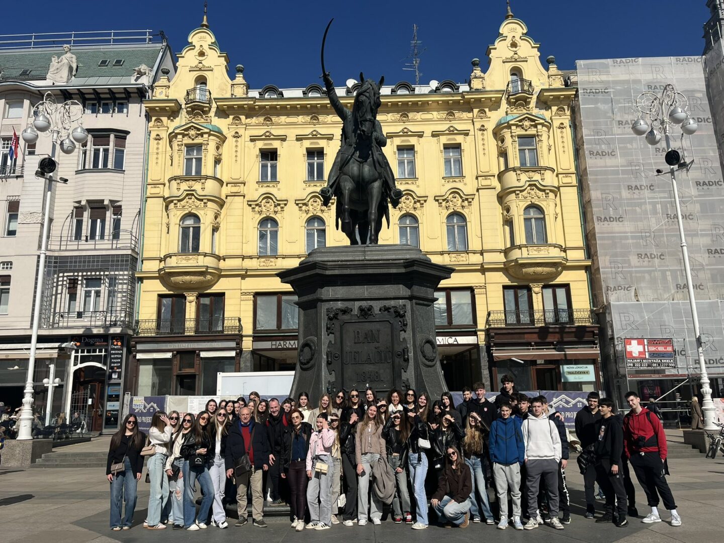 IMG-ff2629e780df17701873d9d1be8929d6-V